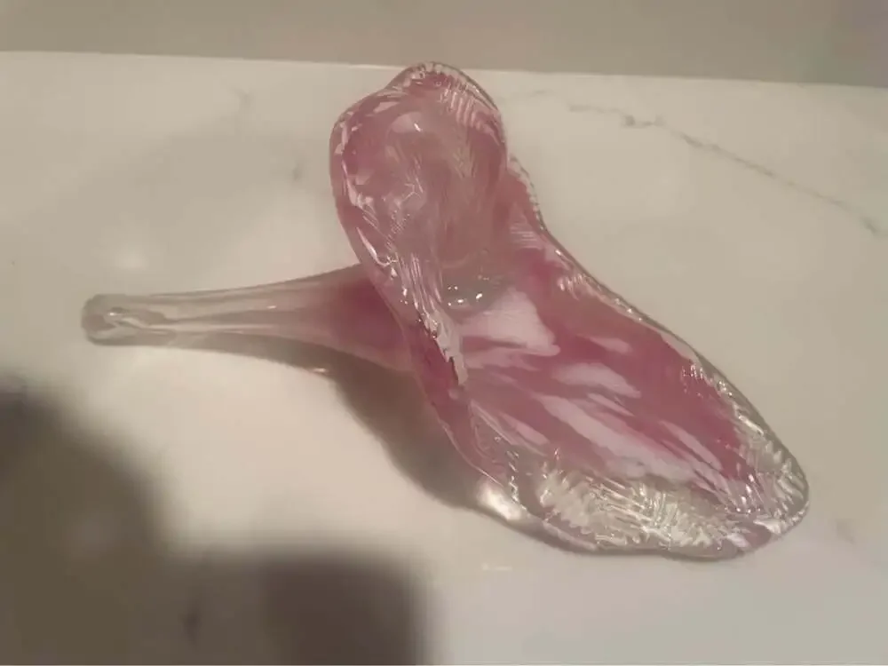 VINTAGE ART GLASS- PINK, WHITE AND CLEAR FLOWER VASE